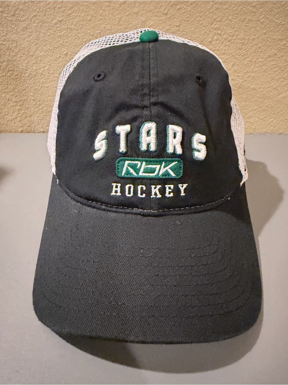 Vintage Dallas Stars Hat Reebok Center Ice NHL Hockey Trucker Mesh Cap NWT
